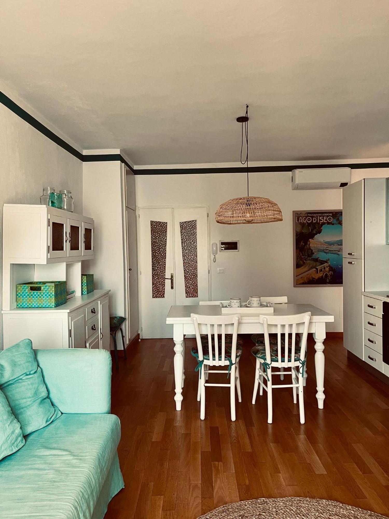 Miralago Casa Vacanze Riva di Solto Ngoại thất bức ảnh